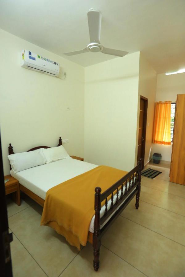 Kira Palace Residency Hotel Ernakulam Luaran gambar
